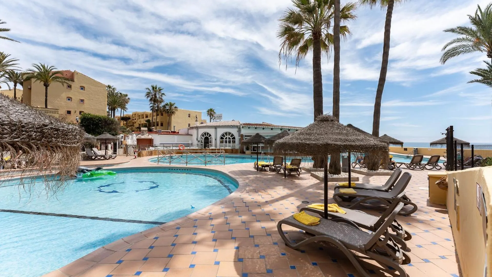 Fantastic Apartment In Beach Front Complex In Calahonda - Dona Lola - Cs129 Sitio de Calahonda 0*,